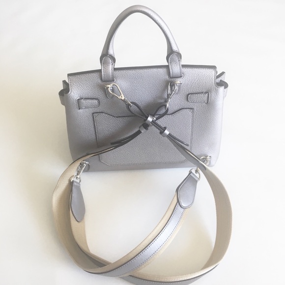 ☁️🆕 MCM ღ Twist Lock Leather Backpack ღ Metallic - Picture 3 of 8